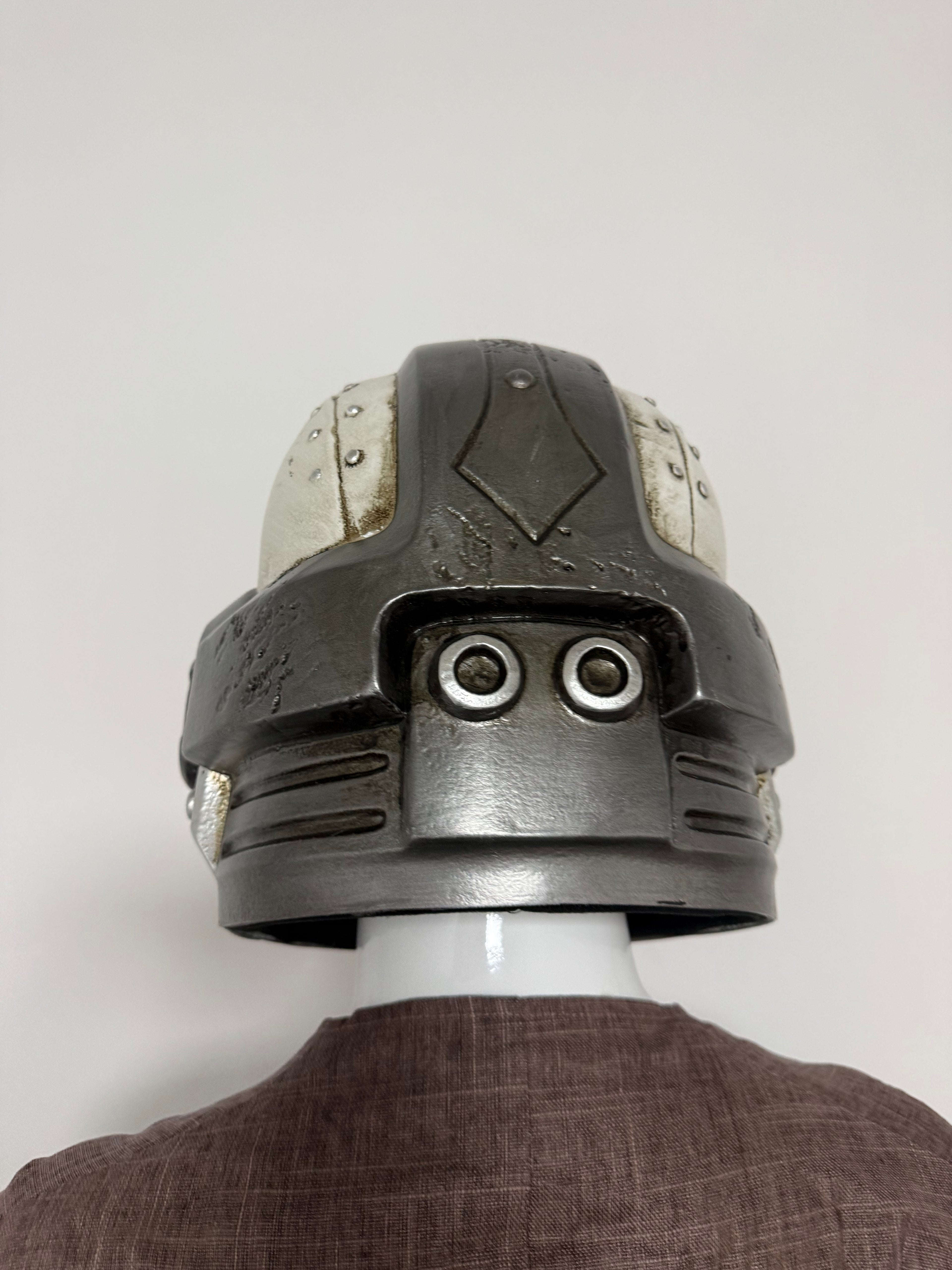 1:1 Wearable Warhammer 40K Skull Space Marine LED Helmet Prop Replica