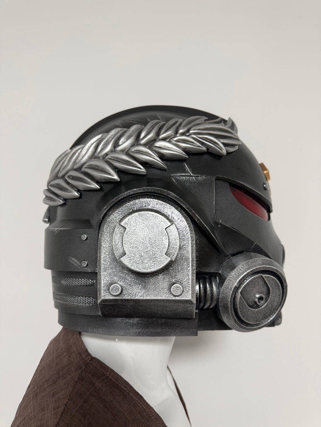 1:1 Wearable Warhammer 40K Black Templars Veteran Laurel MK10 Comms LED Helmet Prop Replica